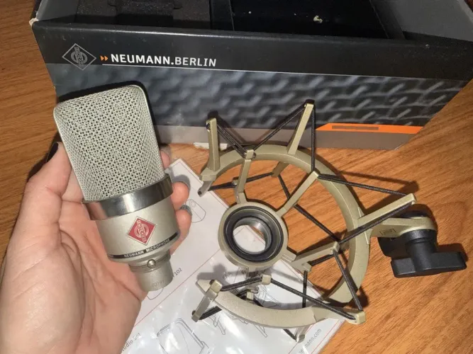 Microfone Neumann Tlm 102