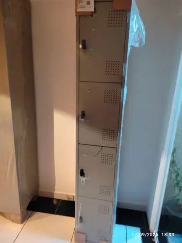 Vestuário Aço roupeiro 4 portas 