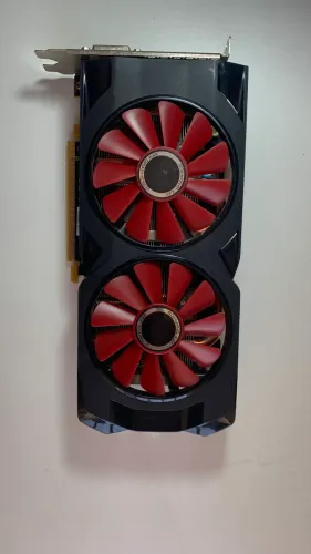Placa de Vídeo XFX RX 570 - 8GB - Dual Fan, 8 pinos. SEM VÍDEO!