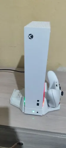 XBox Series S 512gb Standart + Base com Cooler e Carregador