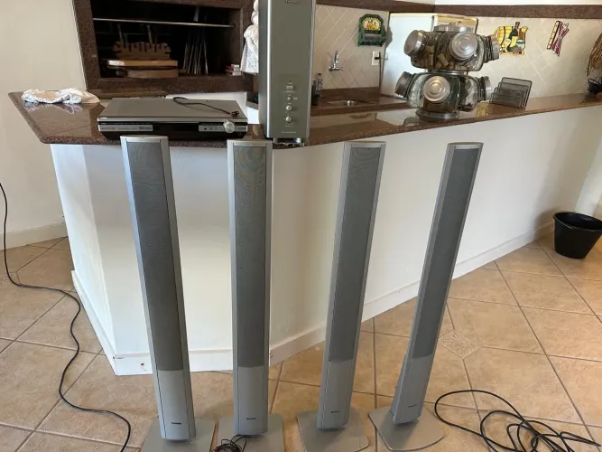 Home Theater Panasonic 5.1 Caixas Torres + Sub - 110V