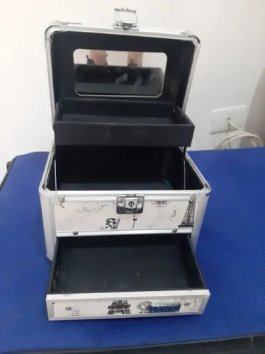 Porta Jóias ou maquiagem