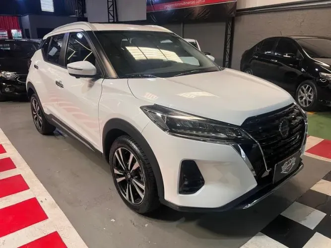 KICKS EXCLUSIVE 1.6 AUT. 2022 (IPVA 2025 PAGO)