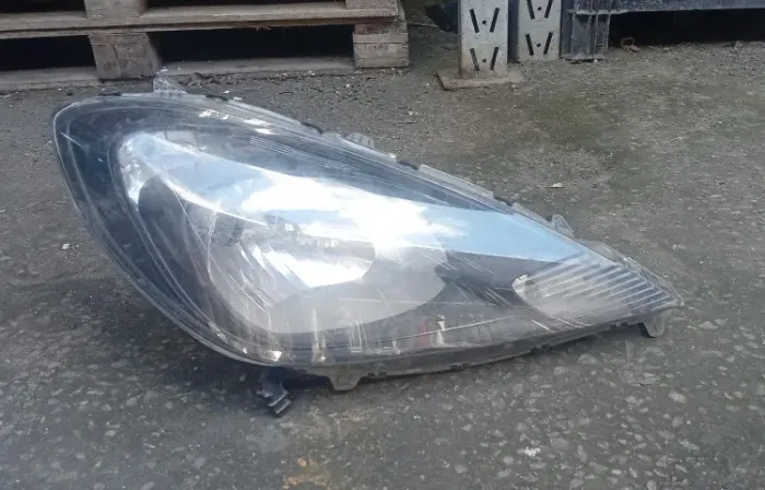 FAROL HONDA NEW FIT 09/12 LADO DIREITO COM DETALHE