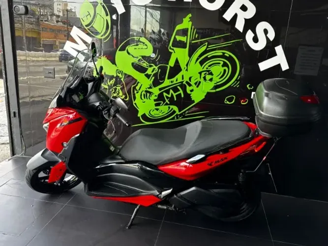 Yamaha Xmax 2023
