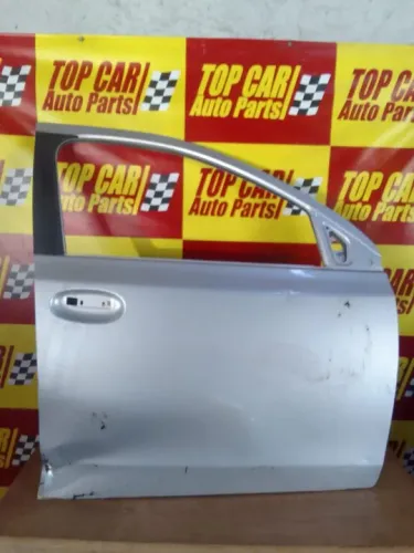 Porta Toyota Etios 2018 - usado, preço bom