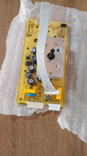 Placa de potência da lavadora Electrolux LTE12 