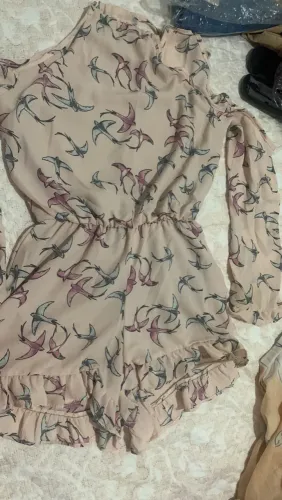 Macacão Feminino Estampado com Detalhes