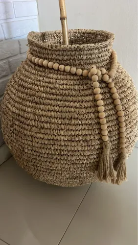 Vaso em fibra natural ráfia (Mart) 