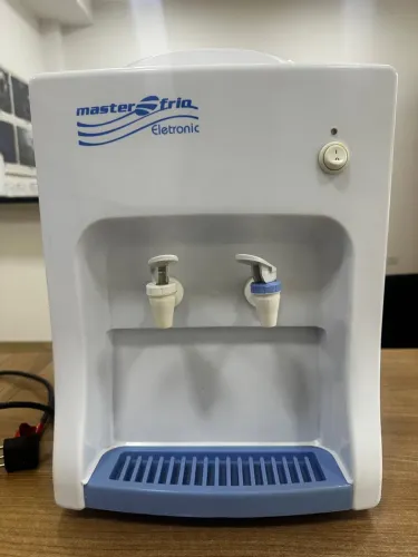 Bebedouro Master Frio Eletrônico 40 litros 