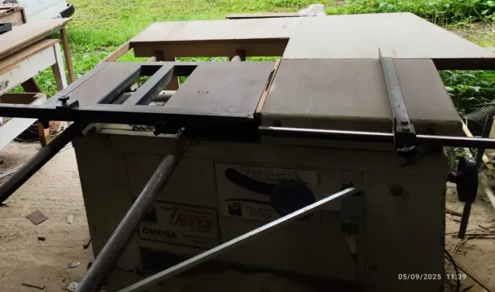 Serra esquadrejadeira omega VERRY  corte angulo e guia de 1.900 