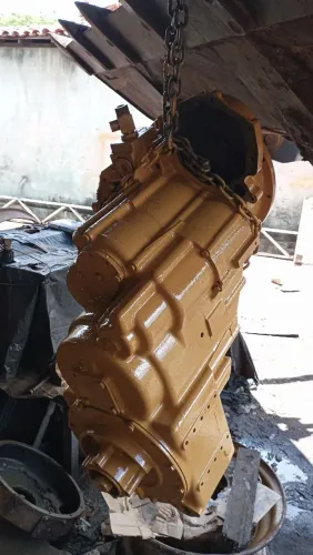 Transmissão Caterpillar 924G 