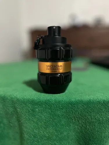 perfume spicebomb extreme