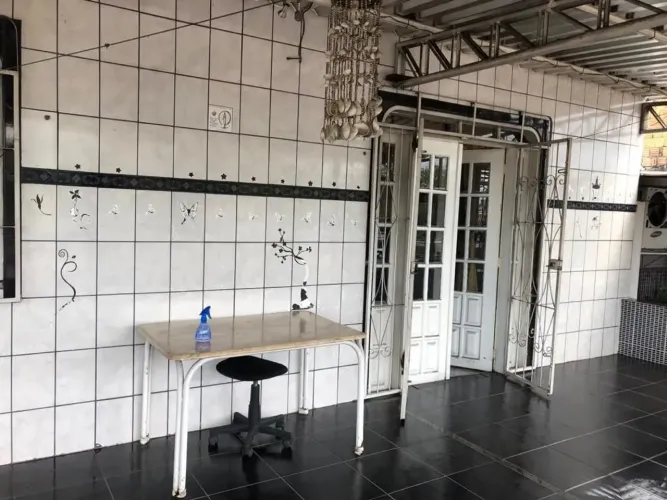 Ótima casa com 3 quartos à venda, 308 m² por RS 980.000 - Coroado - Manaus-AM