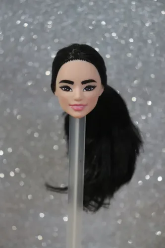 Cabeça Barbie Made to Move Tenista