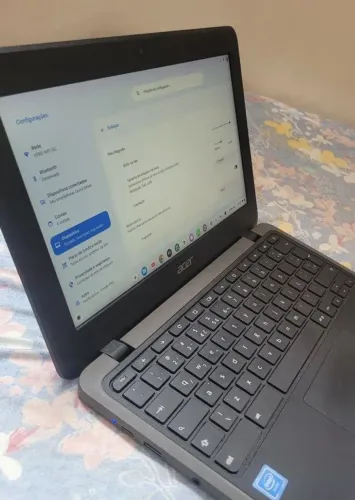 Chromebook Acer Seminovo + Mouse - Desempenho e Portabilidade!