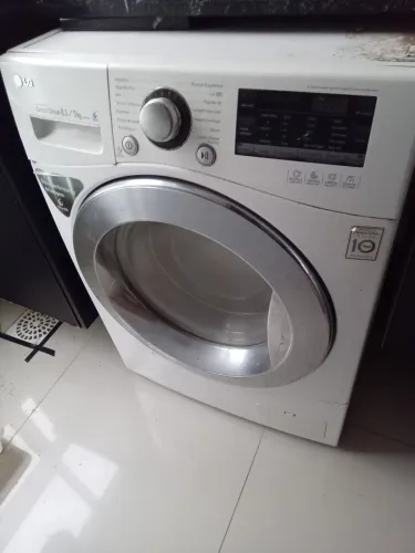 Lava e seca LG