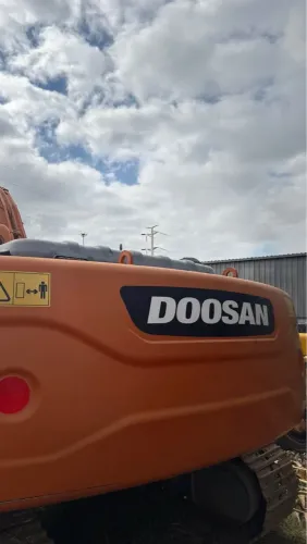Escavadeira Doosan