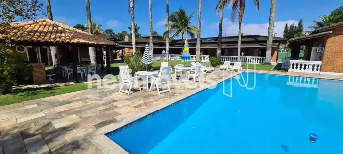 CASA AMPLA E LUXUOSA À VENDA NO CONDOMÍNIO JARDIM ACAPULCO GUARUJÁ (Praia de Pernambuco)