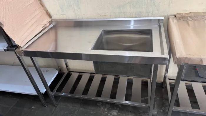 Pia de inox para restaurante 1,30 x 0,60