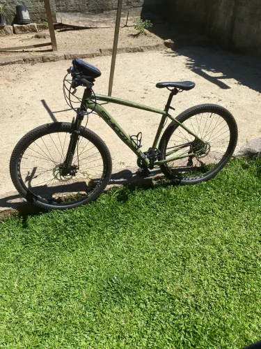 Bicicleta Aro 29 - Ótima para dia a dia