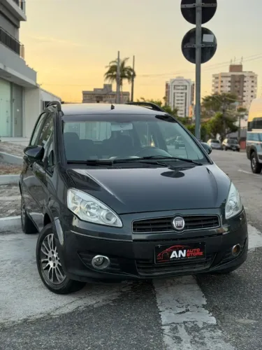 Fiat Idea Attractive 1.4 Fire Flex 8V 5P 2012