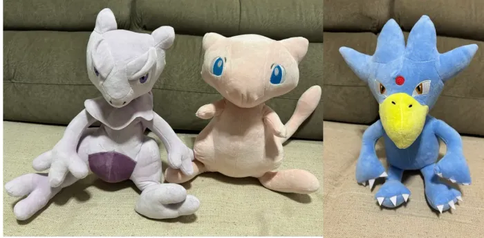 Pelúcias Pokemon cada uma 150 reais