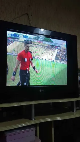 Televisão LG Ultra Slim Tubo