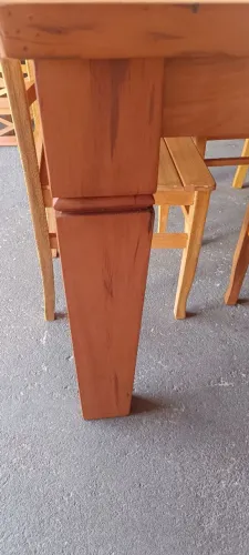 Mesa de madeira com 12 cadeiras 3x1 $ 5.999,00 entregamos em sua casa
