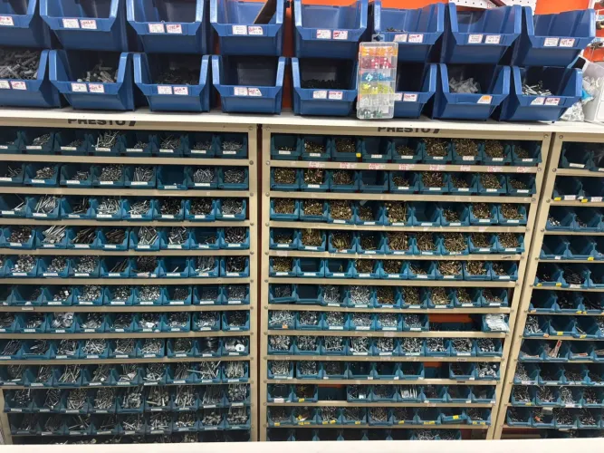 Vendo de Ferragens e material de construção em ótima localização 