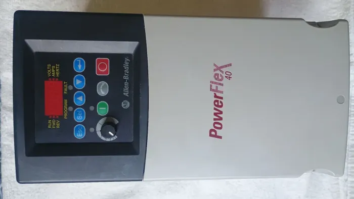 Inversor de frequência Power flex 40