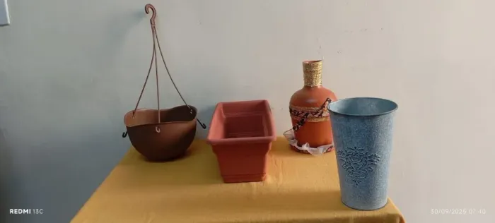 LOTE C/4 VASOS DE FLORES/JARDINEIRA/FLOREIRA/BOTIJA 