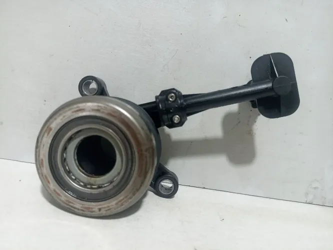 Atuador de Embreagem Caixa Nissan Livina March Versa Renault Duster Oroch 1.6 16v Original