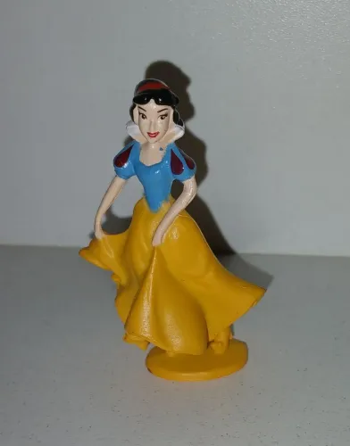 MINIATURA PRINCESA DISNEY BRANCA DE NEVE SEM OS STE 7 ANÕES ORIGINAL