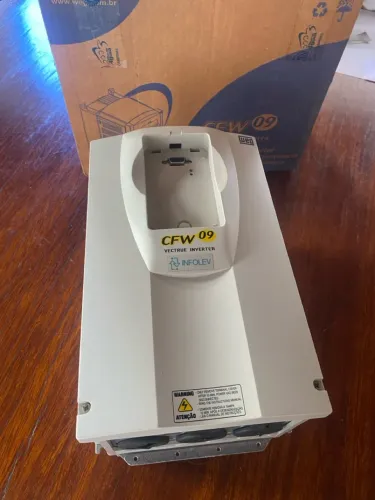 Inversor de Frequência Weg CFW 09