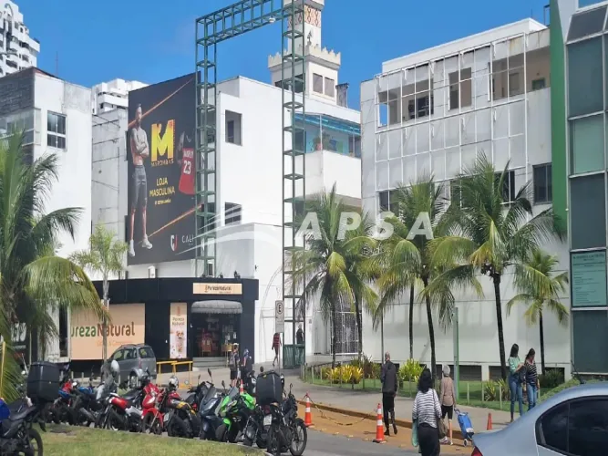 EXCELENTE ESPAÇO COMERCIAL, LOCALIZADA NO SHOPPING BARRA WORLD, NO RECREIO DOS BANDEIRANTE
