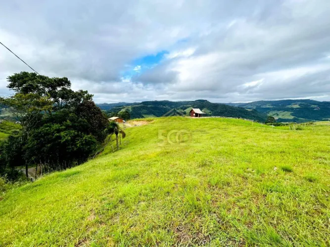 Sítio Rio Adaga em Alfredo Wagner 4,7 Hectares de Beleza e Estrutura!