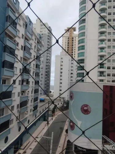 LOCAÇÃO TEMPORADA EM BALNEÁRIO CAMBORIÚ APTO 3 DORMS MOBILIADO - CENTRO