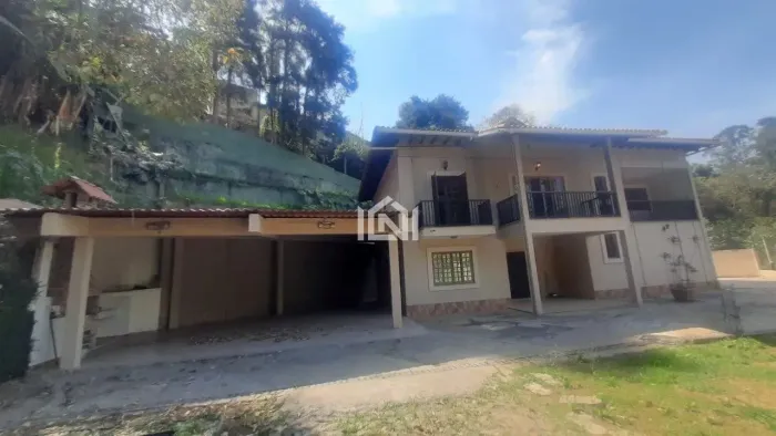 Casa para venda no condomínio Parque Primavera
