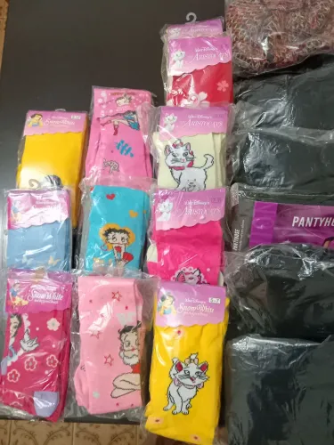 16 meia calça e 2 toucas