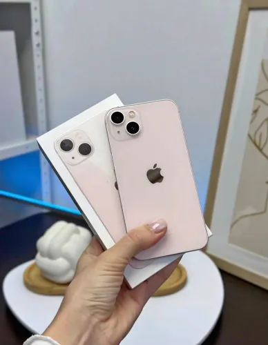 iPhone 13 - 256gb