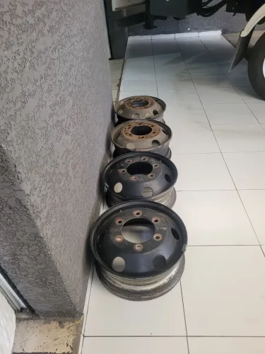 4 Rodas ferro Ford 3/4