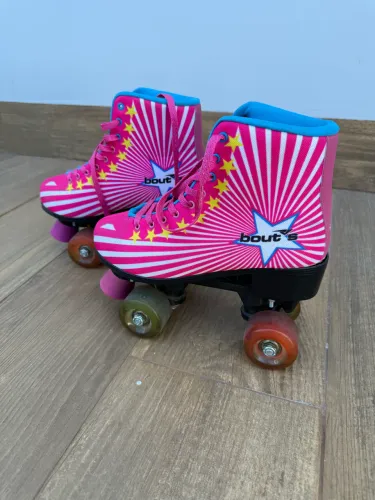 Patins Bouts n.36/37 pouco usado 