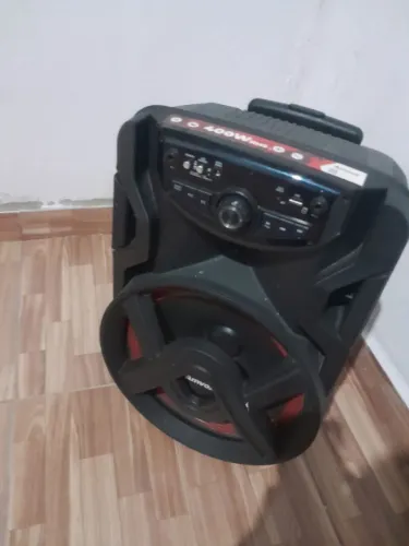 Caixa de som amvox R$250