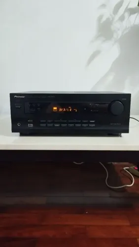 Receiver Pionner VSX-D409 + 5 caixas S-FCR200-K + Subwoofee Pionner S-W20