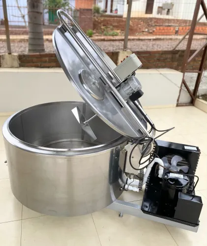 Resfriador de Leite 300 Litros Tina Misturador Água Açaí Caldas em Inox Maturação