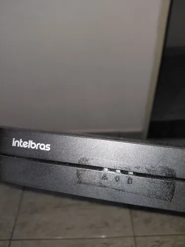 Dvr de 4 canais e 4 cameras