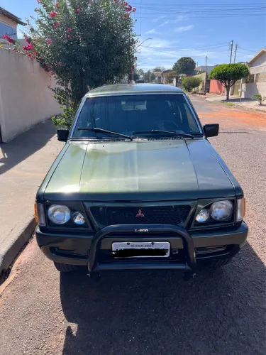 Mitsubishi L200 GL 2.5 4X4 CD Diesel 2000
