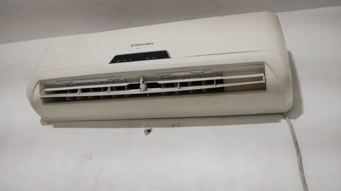 Ar-condicionado Split Eletrolux 12 mil BTUs