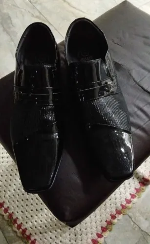  Vendo Sapato social em perfeito estado, usado apenas 1 vez 